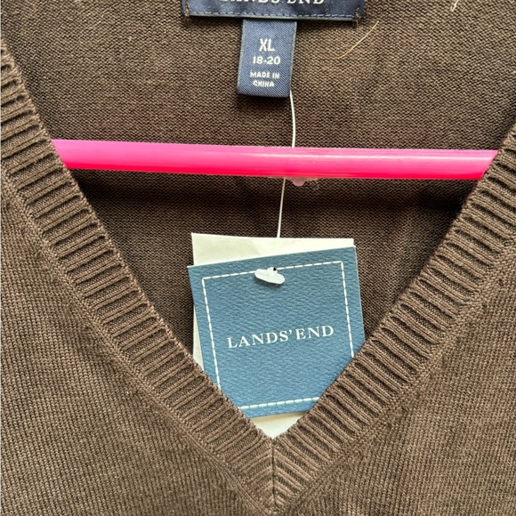 Land’s End NWT women’s brown vneck cotton sweater size xl - Picture 2 of 5